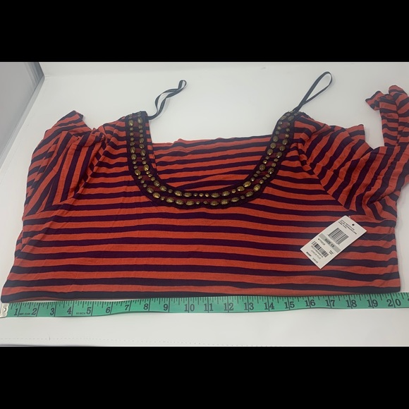 Embellished Striped Scoop Neck Top - Picture 7 of 8